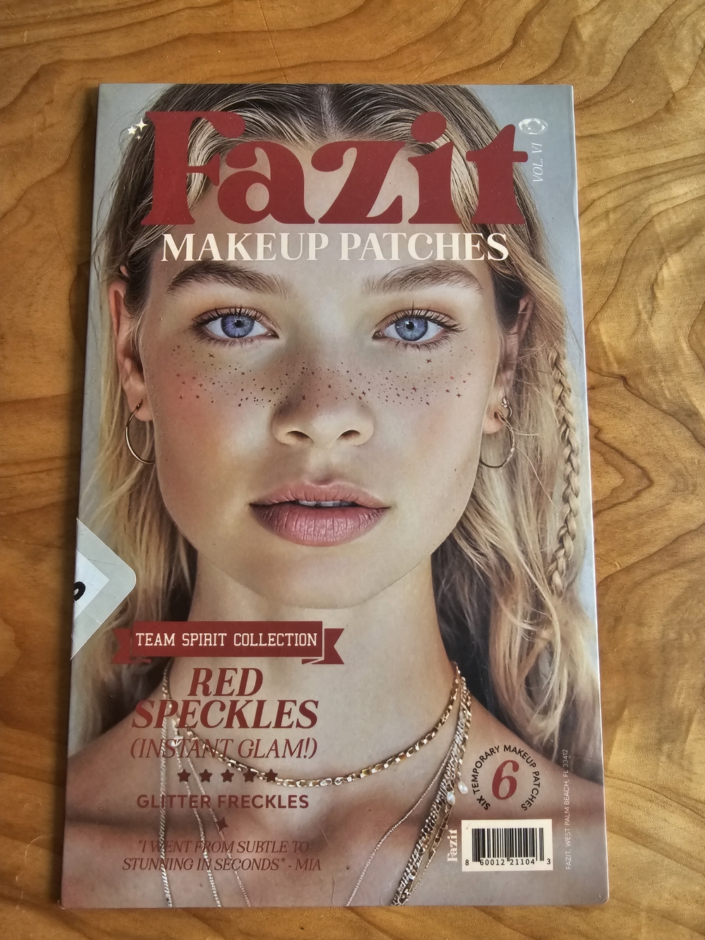 Makeup Patches — Instant Glitter Freckles - Picture 2 of 5